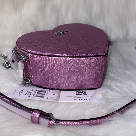 Coach Heart Crossbody New - Picture 12 of 15